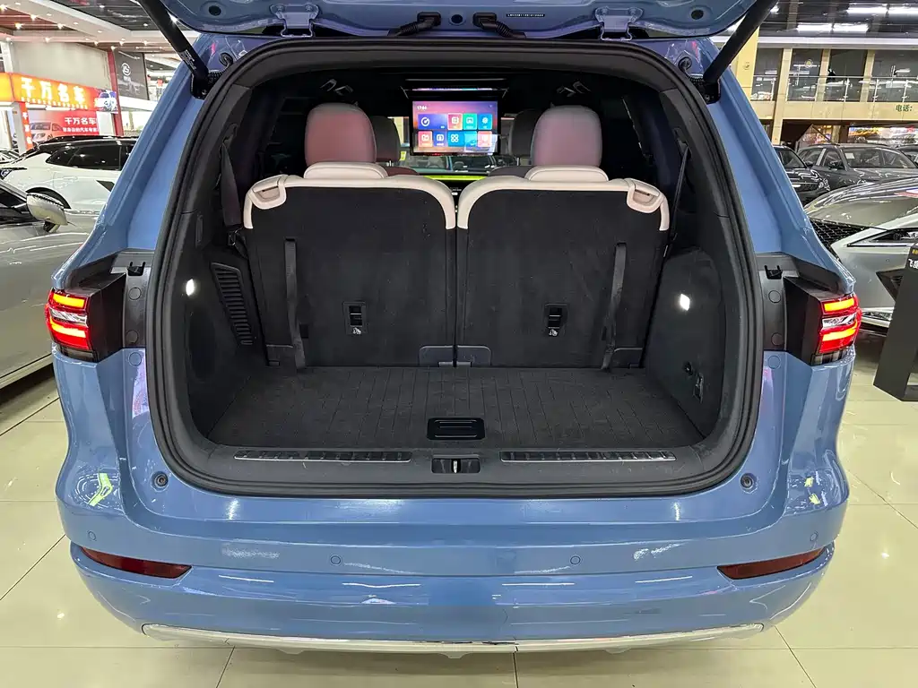 Li Auto Li ONE — миниатюра 18