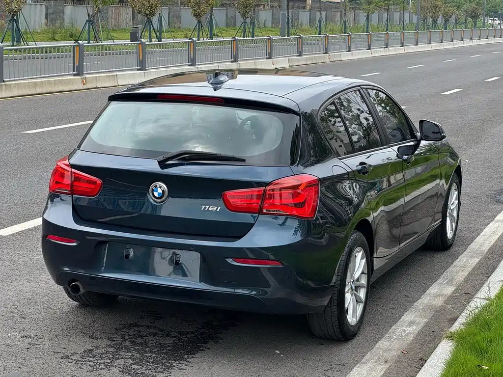 BMW 1 Series (Import) — миниатюра 19