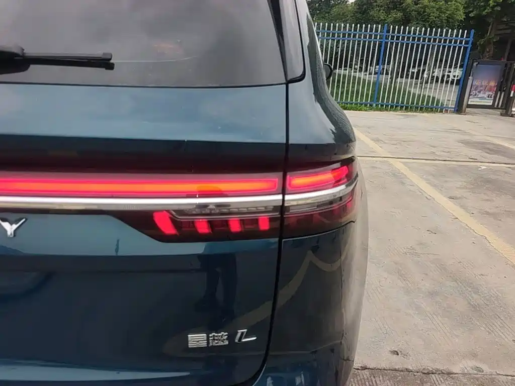 Geely Xingyue L — миниатюра 8