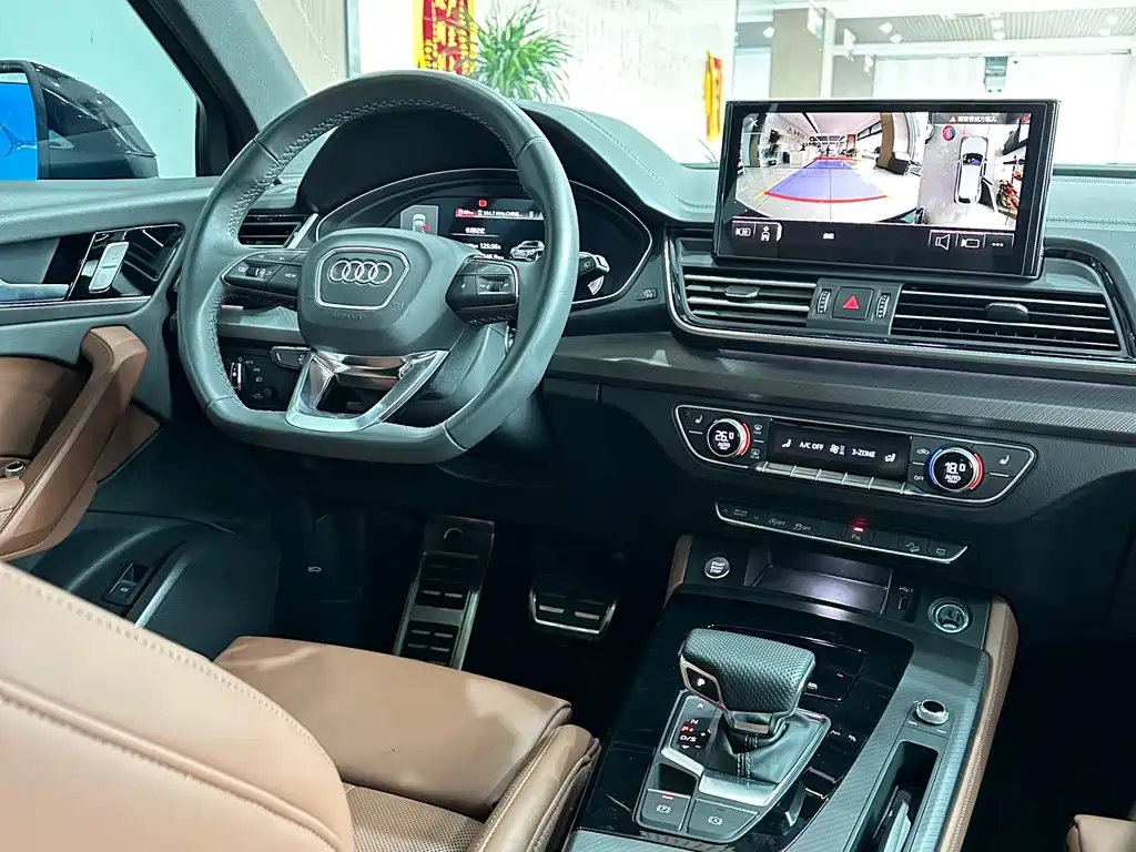 AUDI Q5L