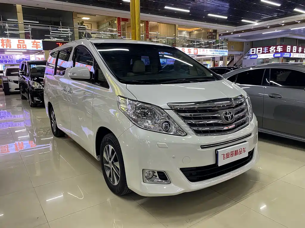 Toyota Alphard 2012 3.5L Luxury