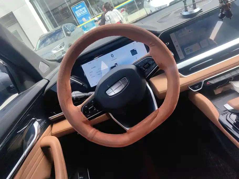 Geely Xingyue L — миниатюра 15