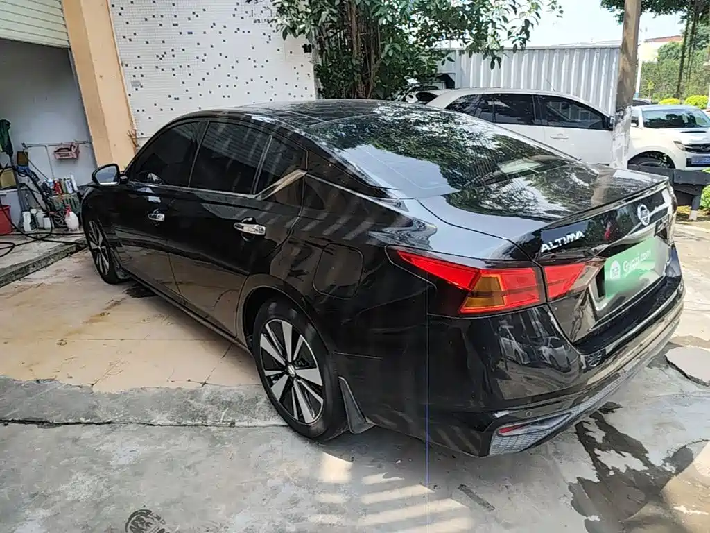 Nissan Teana — миниатюра 5