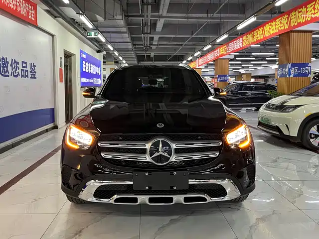 mercedes-benz glc