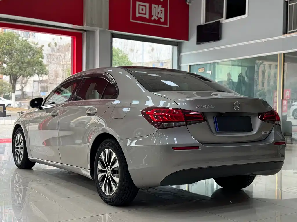 MERCEDES-BENZ A CLASS