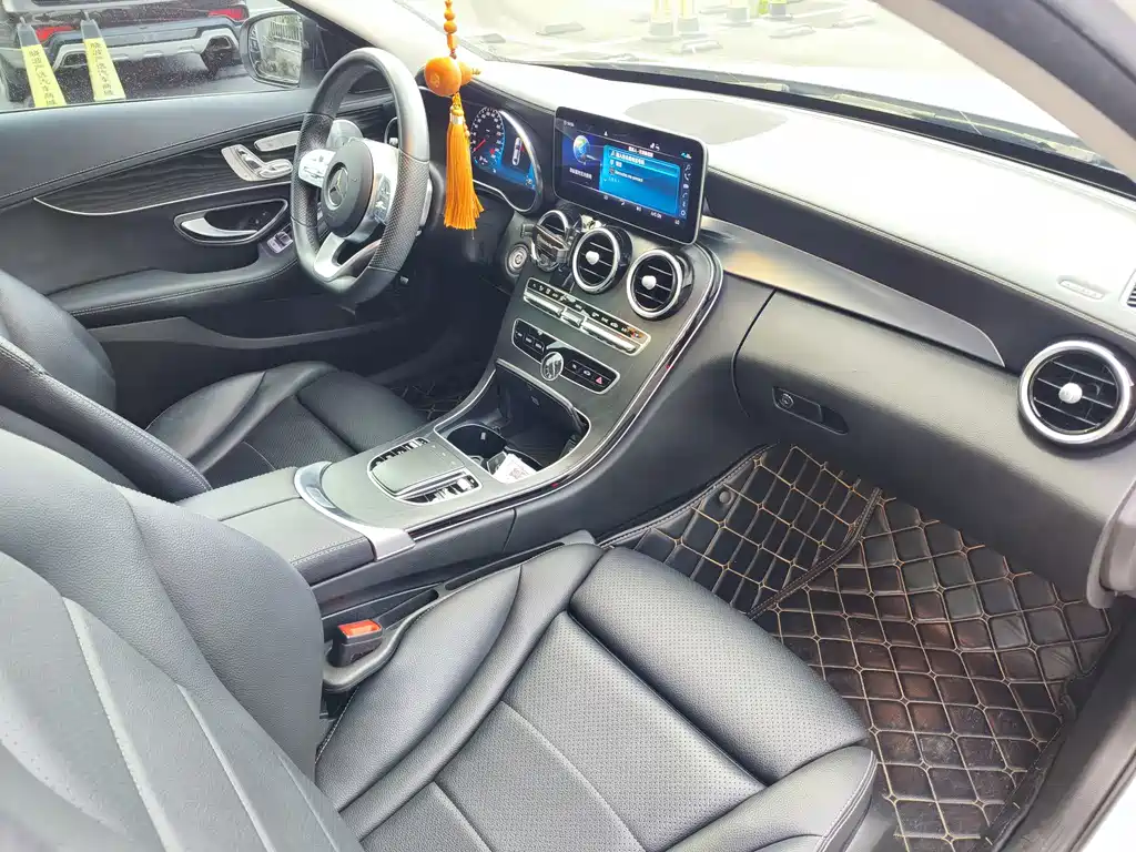 Mercedes-Benz C-Class — миниатюра 19