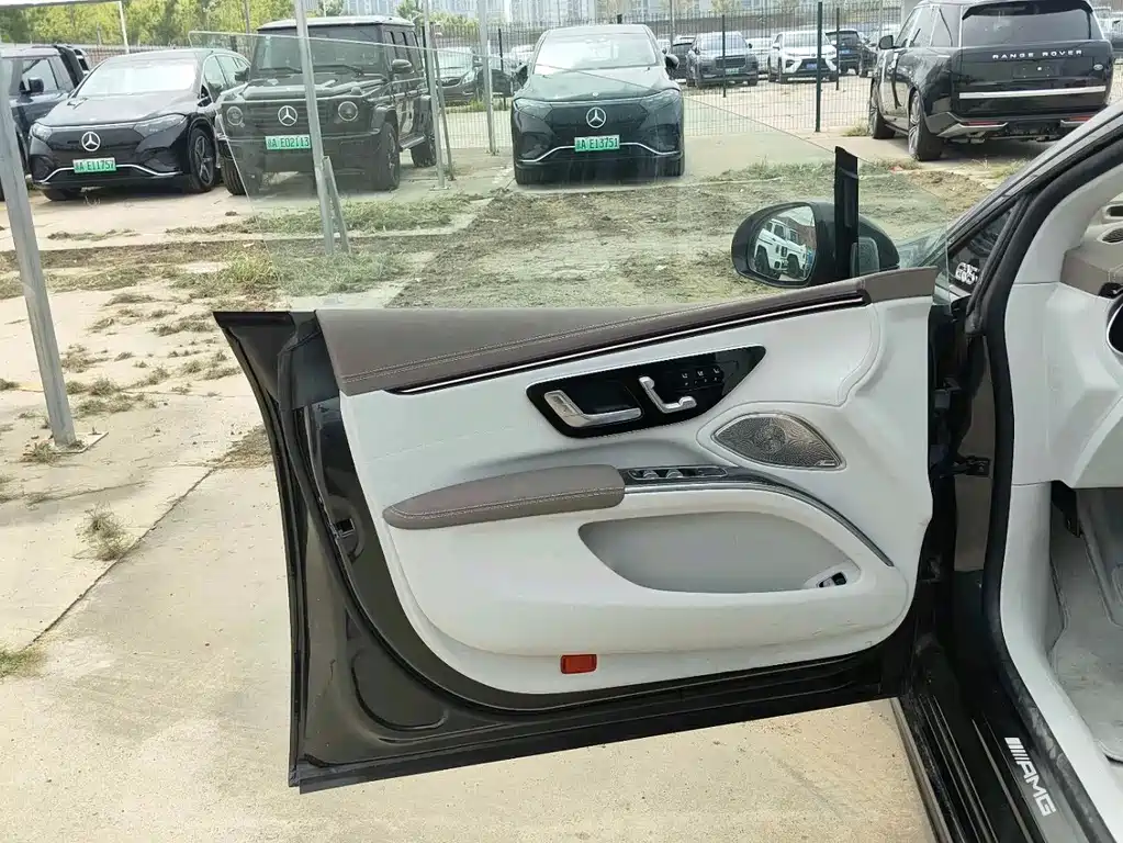 Mercedes-Benz EQS AMG — миниатюра 2
