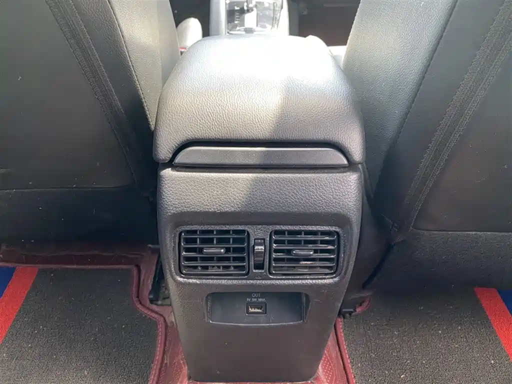 Nissan Tiida 2021 1.6L CVT