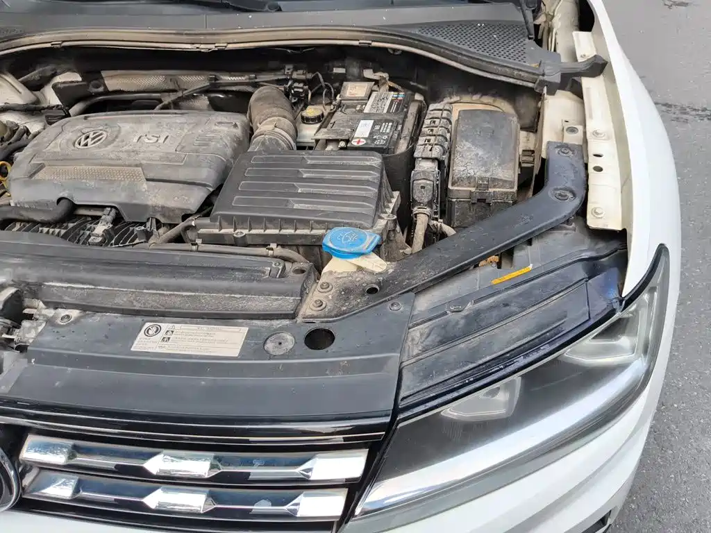 Volkswagen Tiguan L — миниатюра 21