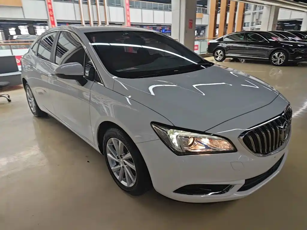 Buick Verano — миниатюра 4