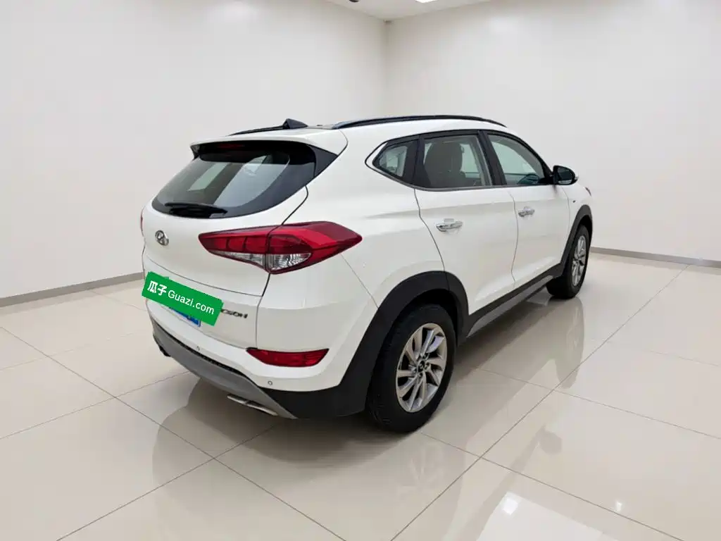 Hyundai Tucson — миниатюра 4