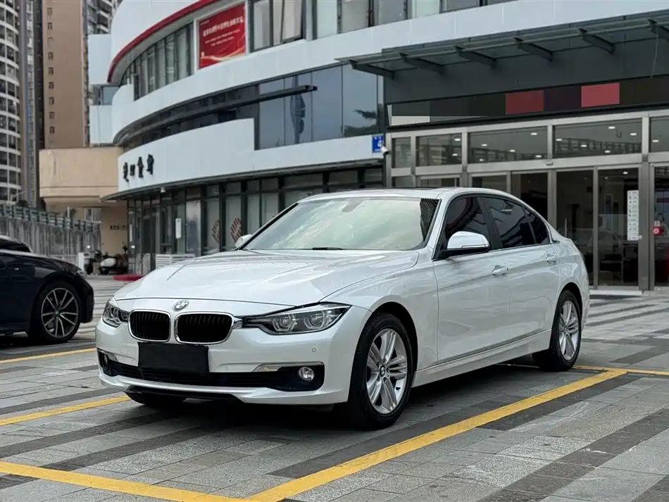 BMW 3 Series 2016