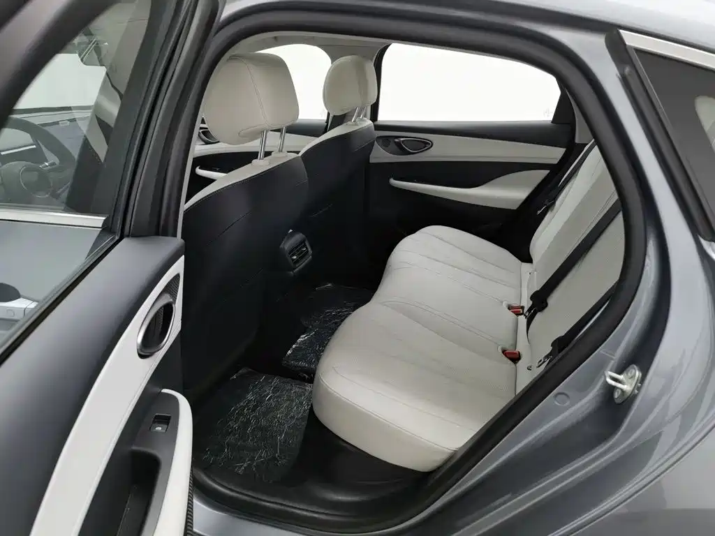 BYD Seal 05 DM-i — миниатюра 15