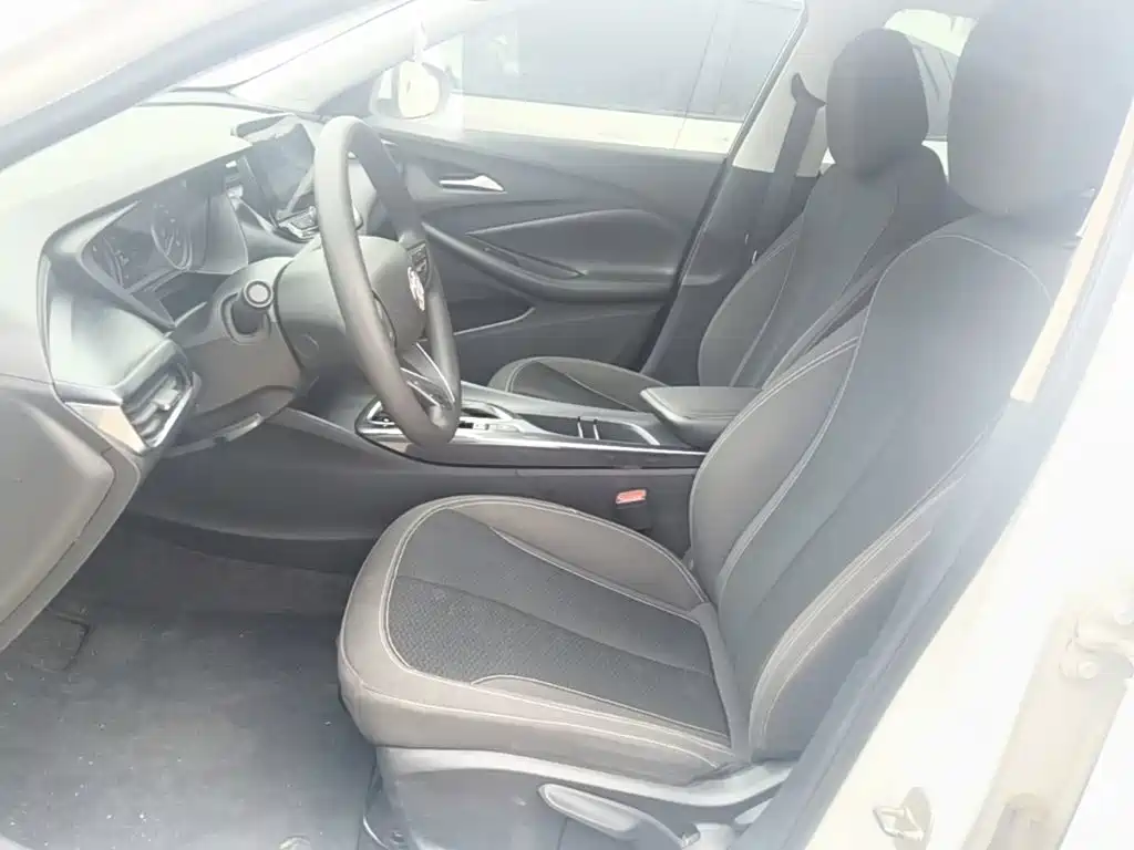 Buick Verano — миниатюра 15