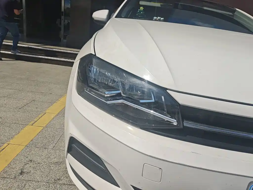 Volkswagen Polo — миниатюра 7