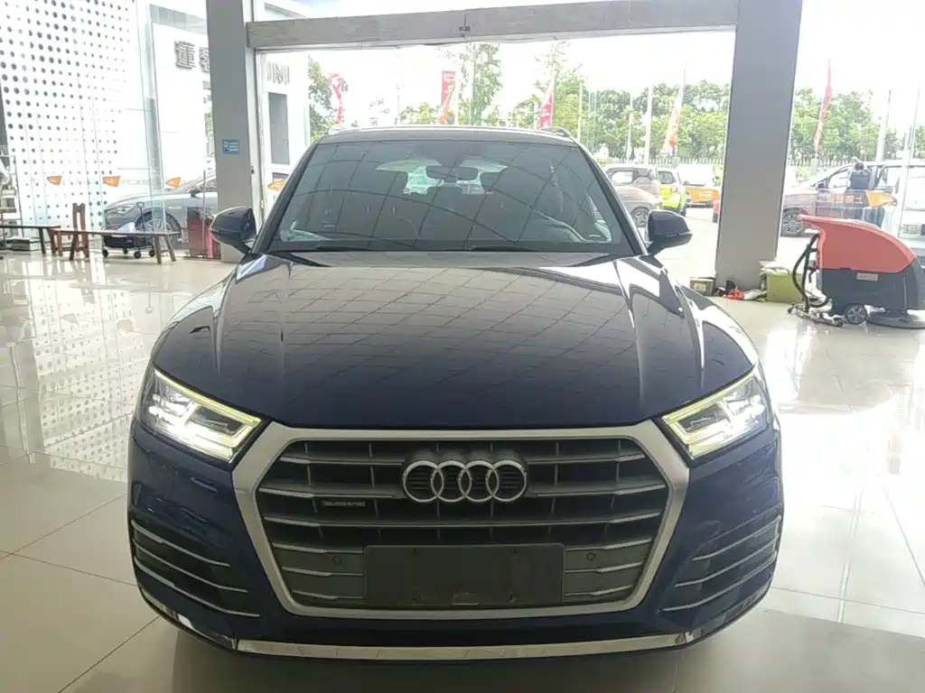Audi Q5L — миниатюра 3