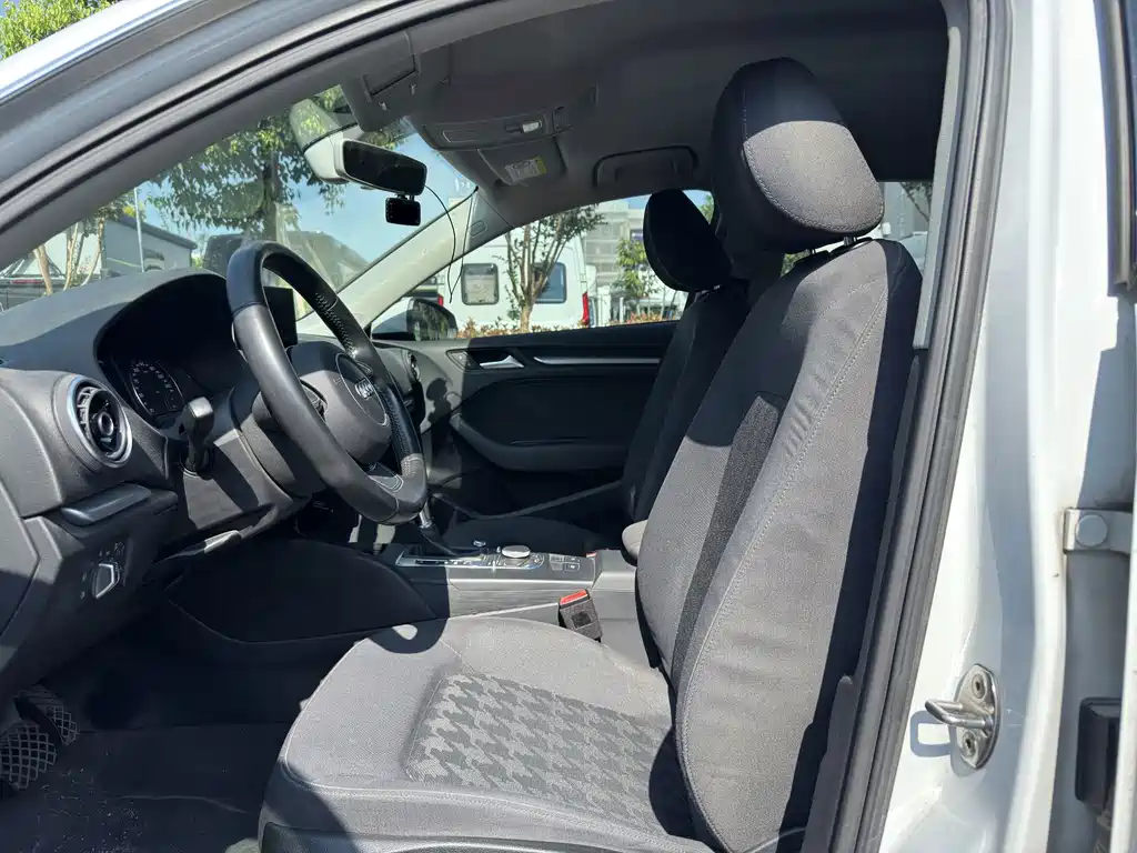 Audi A3 — миниатюра 8