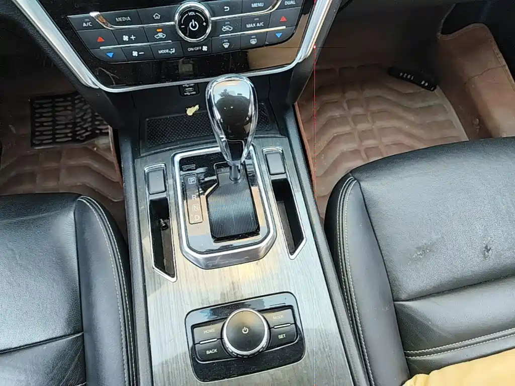 Venucia T90 — миниатюра 14