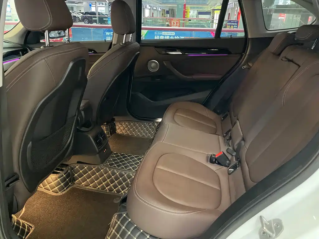 BMW X1 — миниатюра 13