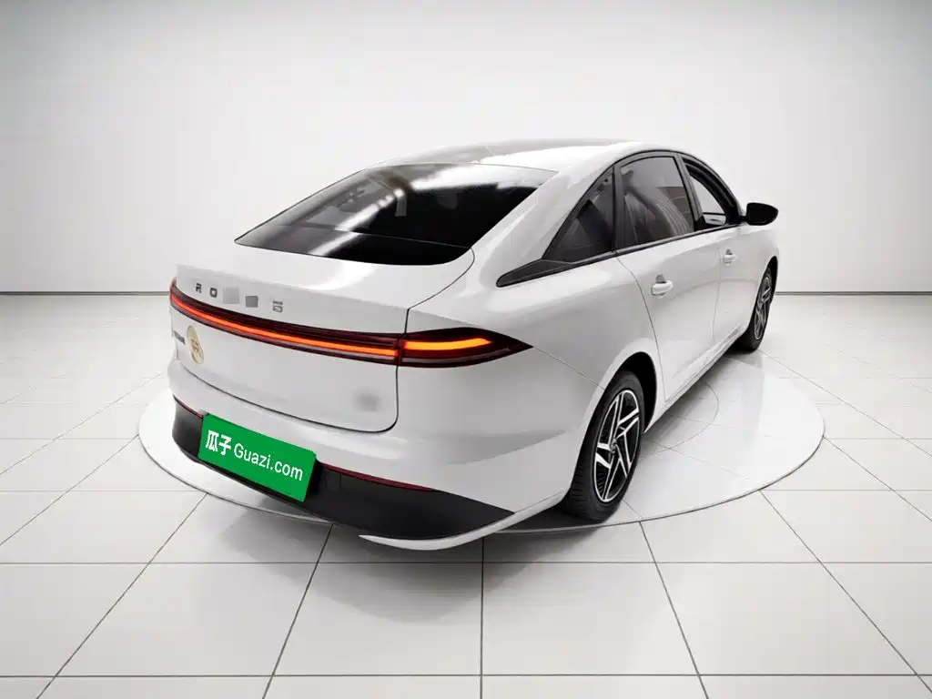 Roewe D6 — миниатюра 4