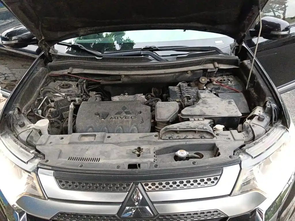 Mitsubishi Outlander — миниатюра 16