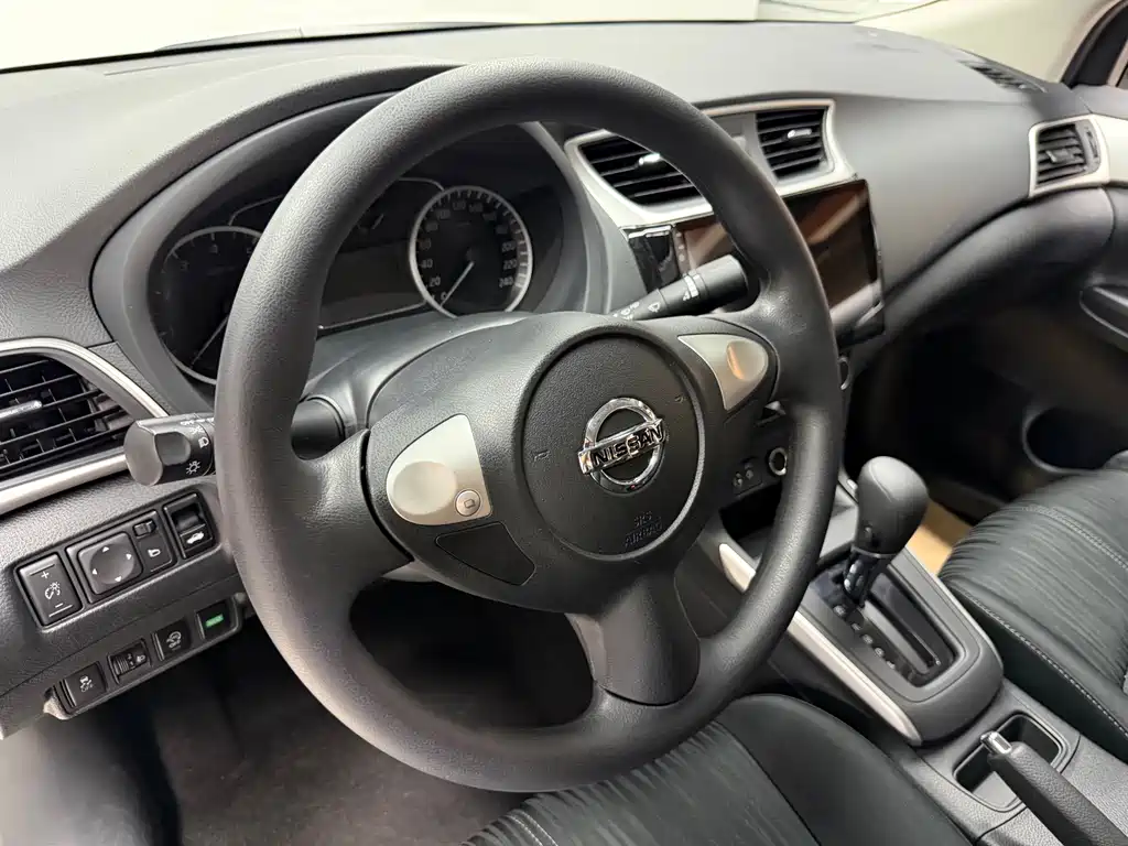 Nissan Sylphy — миниатюра 11