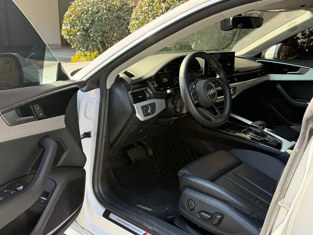 Audi A5 2023 Sportback 40 TFSI quattro Luxury
