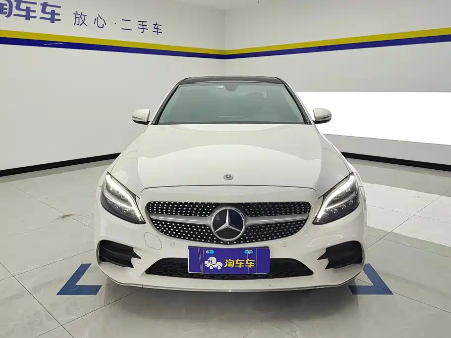 Mercedes-Benz C-Class — миниатюра 2