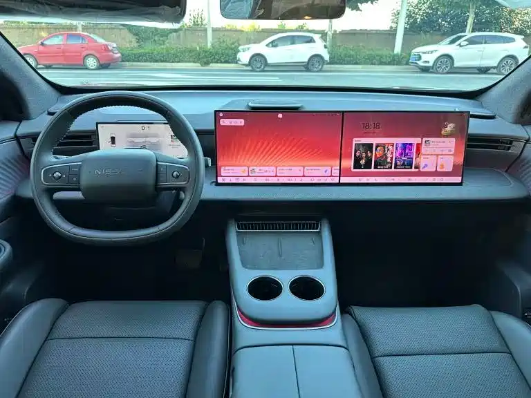 Nissan NX8 — миниатюра 5
