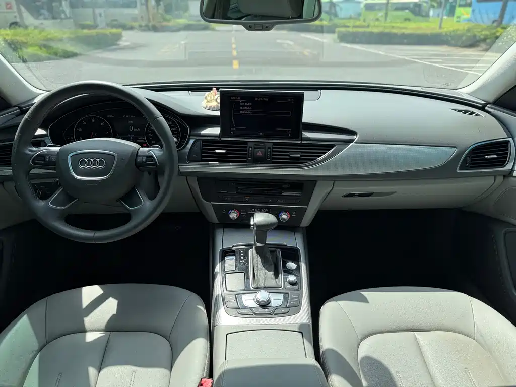 Audi A6L — миниатюра 7