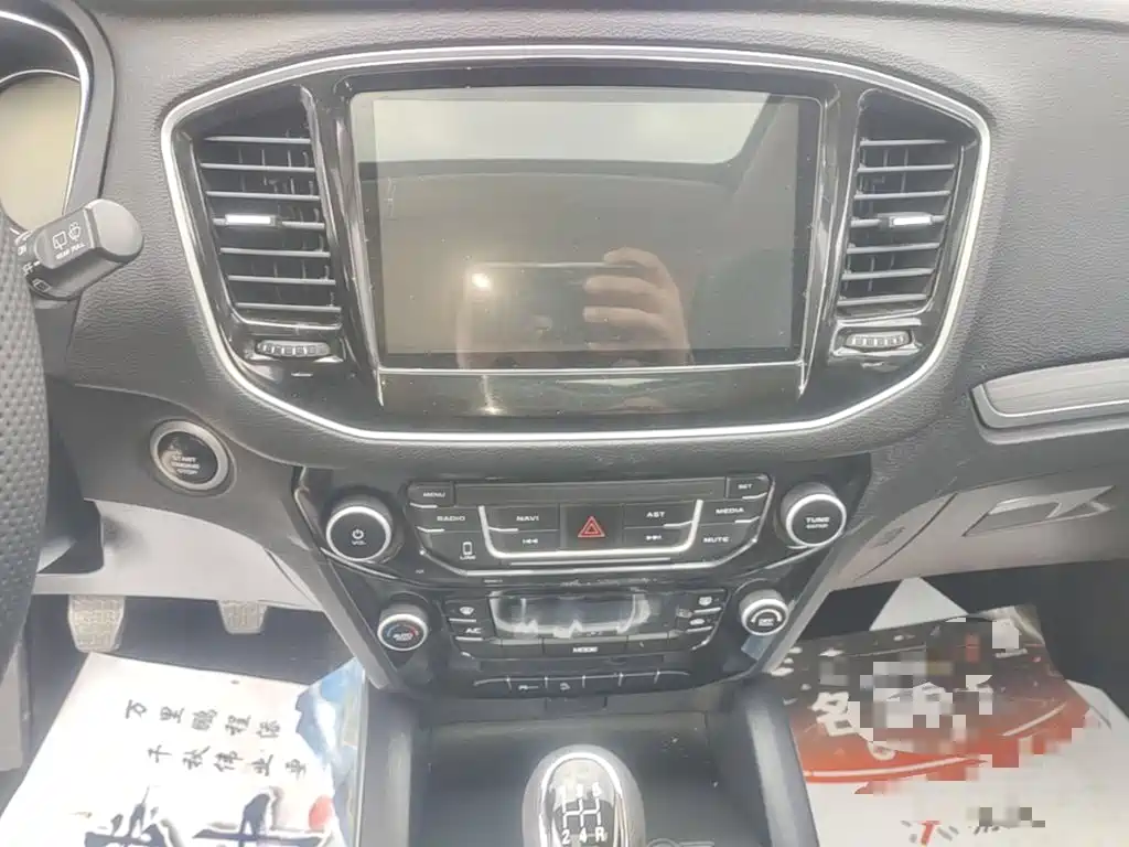 Geely Vision X6 — миниатюра 13