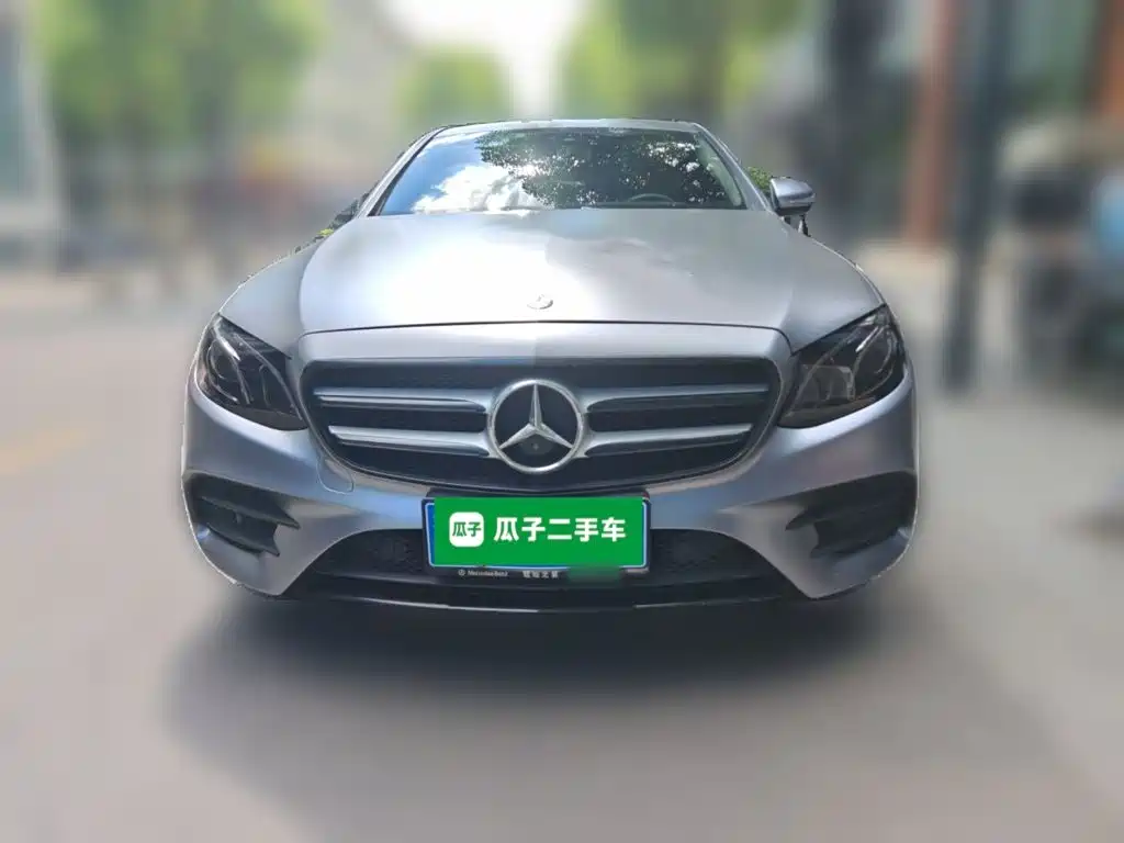 Mercedes-Benz E-Class — миниатюра 3