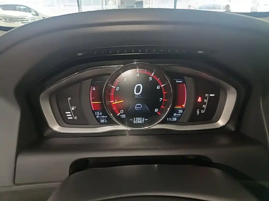Volvo XC60 — миниатюра 12