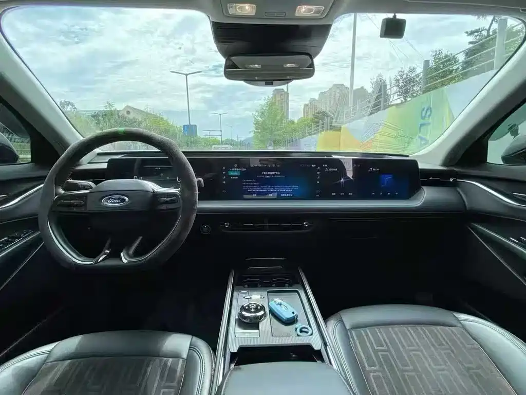 Ford Mondeo — миниатюра 6