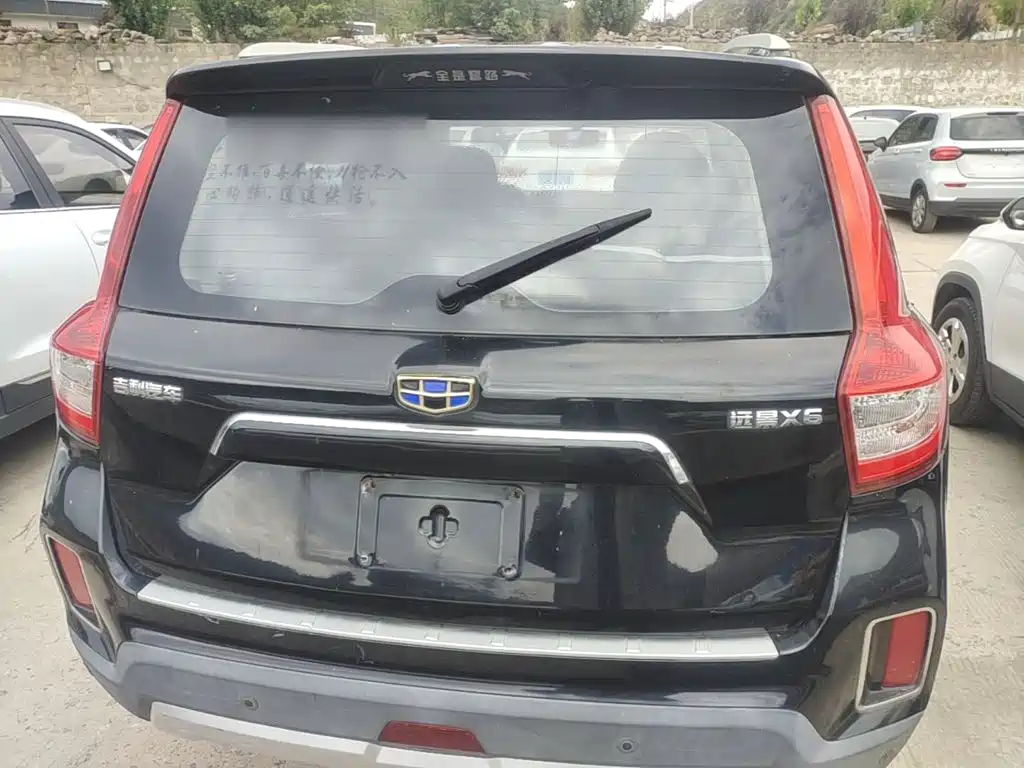 Geely Vision X6 — миниатюра 6