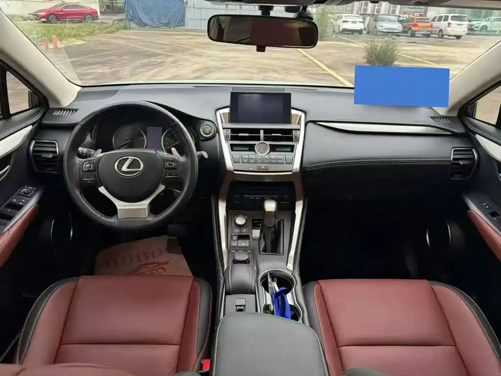 Lexus NX — миниатюра 5