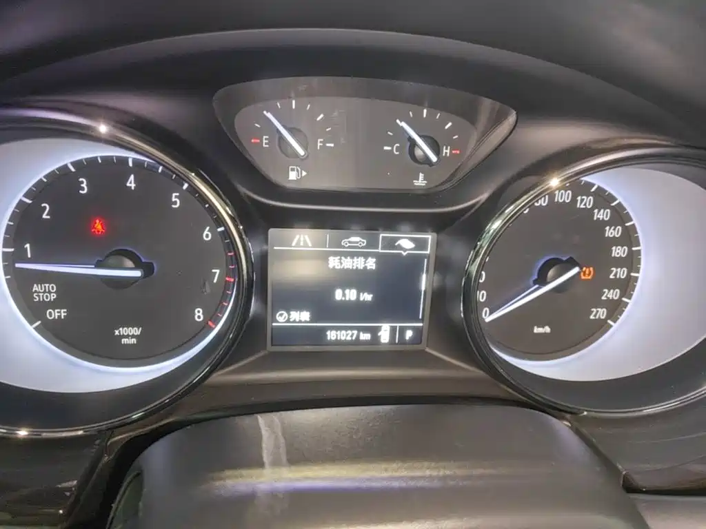 Buick Verano — миниатюра 12