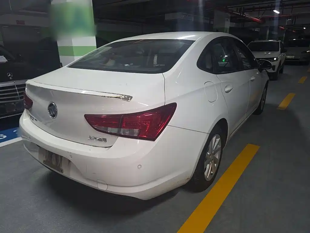 Buick Verano — миниатюра 7