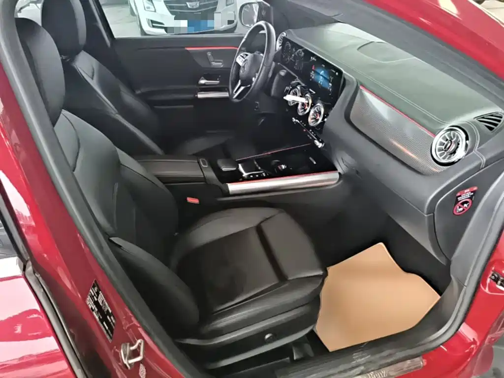 Mercedes-Benz GLA — миниатюра 25