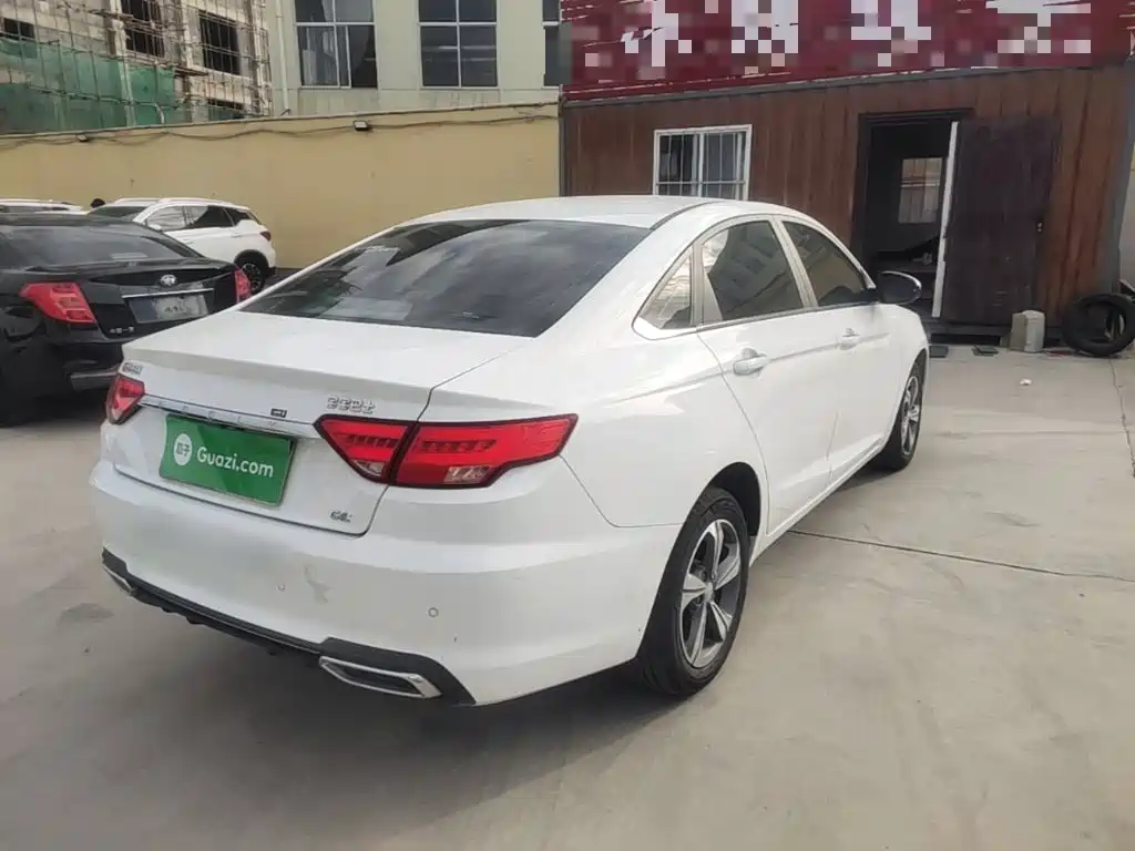 Geely Emgrand GL — миниатюра 7