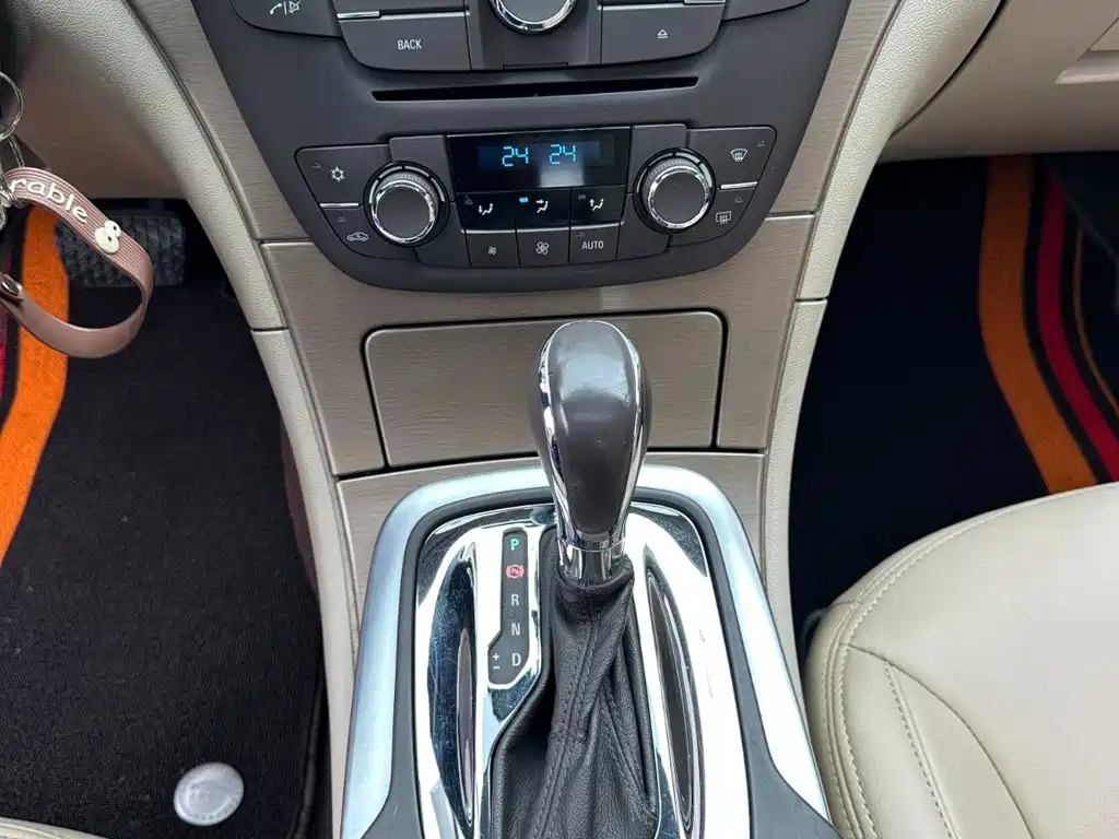 Buick Regal — миниатюра 16