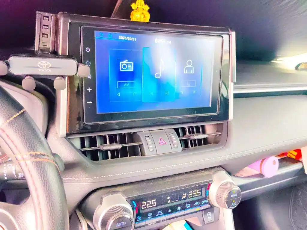 Toyota RAV4 — миниатюра 14