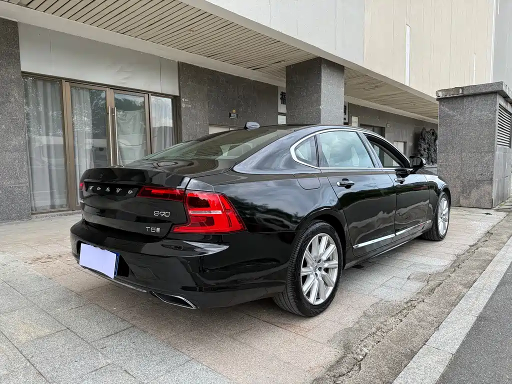 Volvo S90 2020 T5 Luxury
