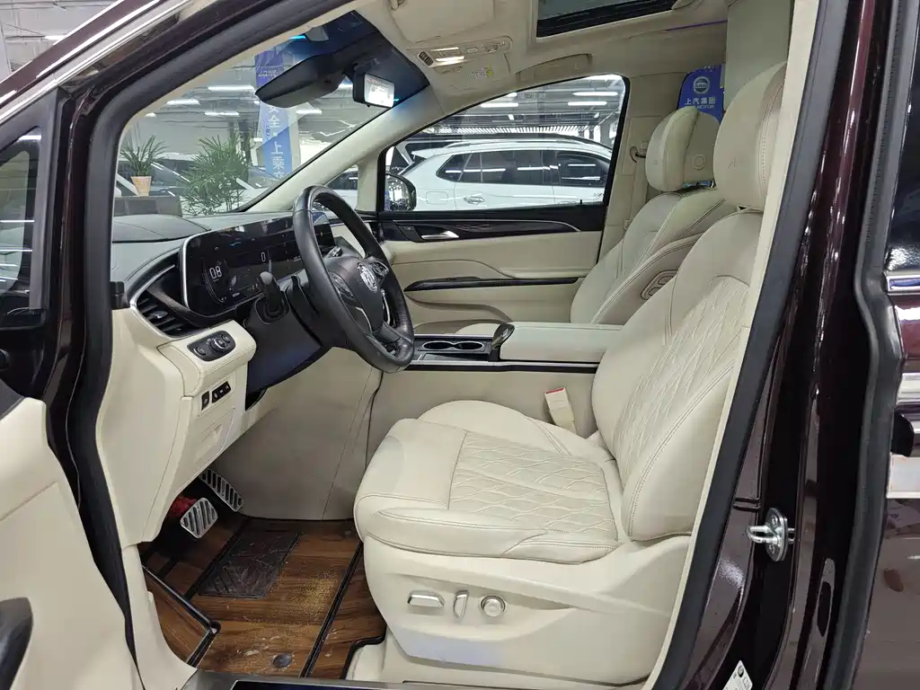 Buick GL8 2021 Avenir мест