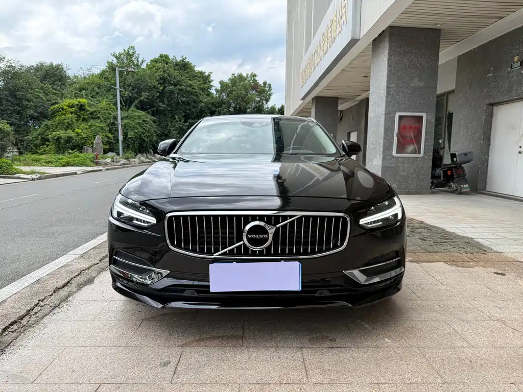 Volvo S90 2020 T5 Luxury
