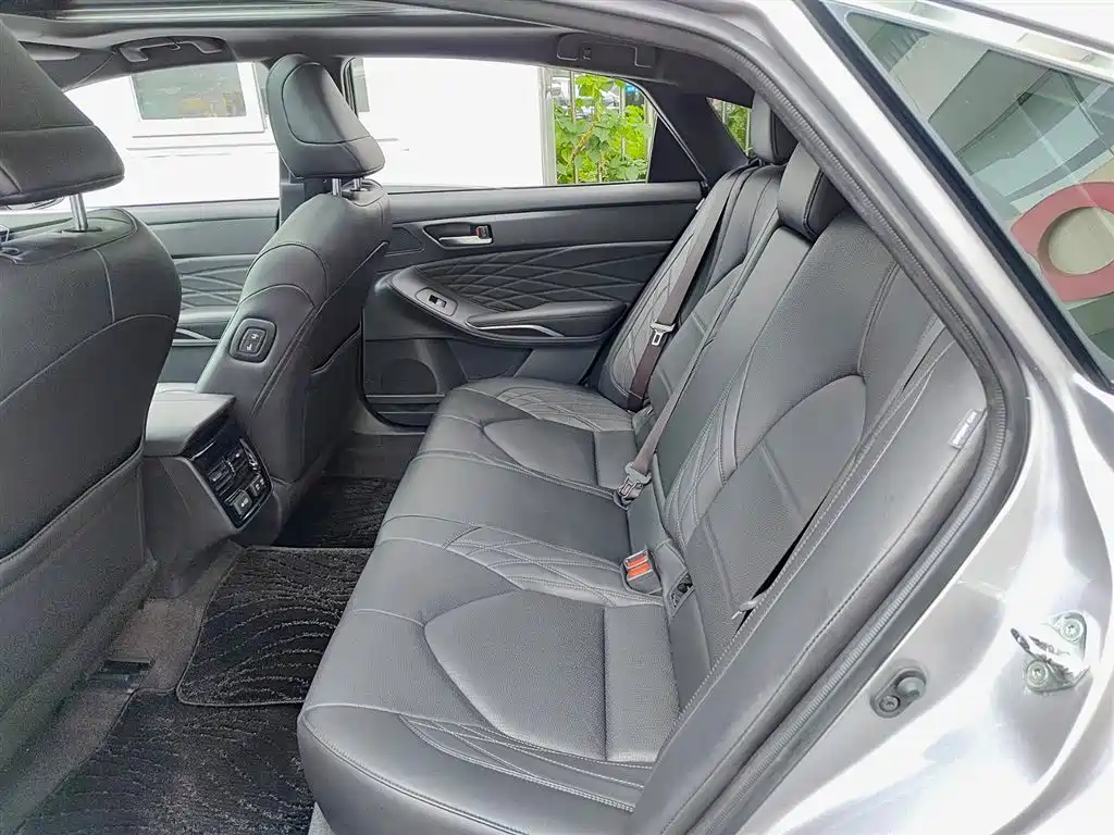 Toyota Avalon 2019 2.5L Touring Luxury VI
