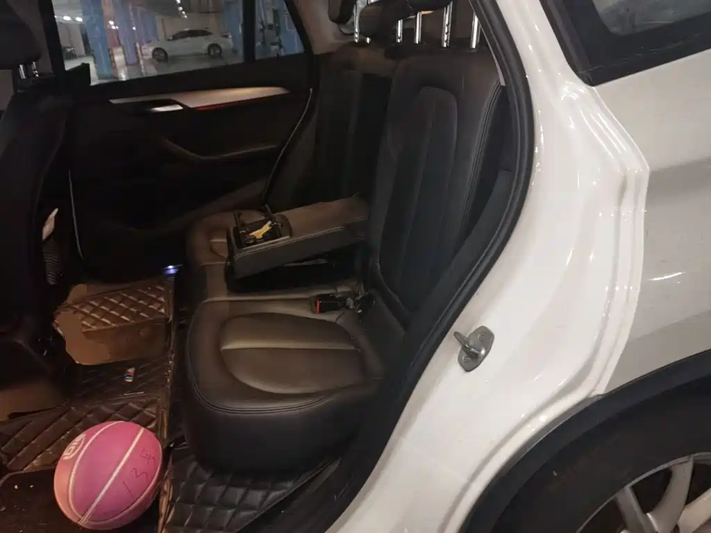 BMW X1 — миниатюра 18