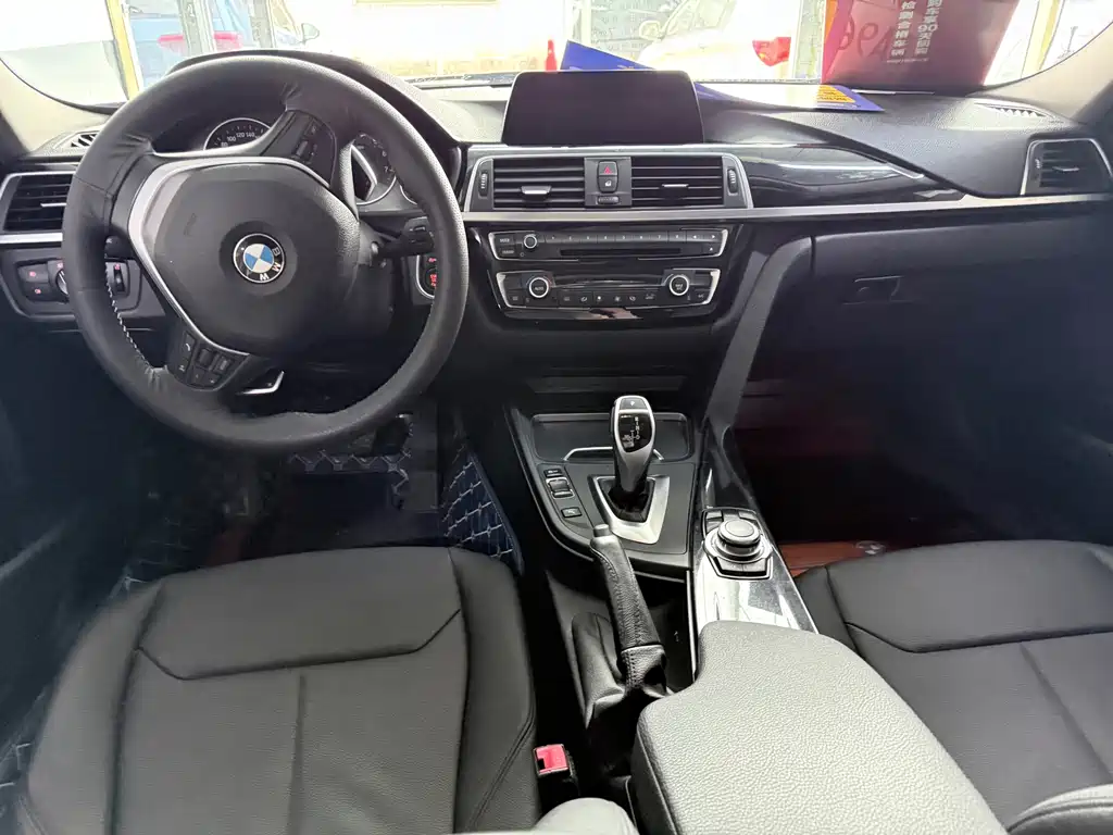 BMW 3 Series — миниатюра 12