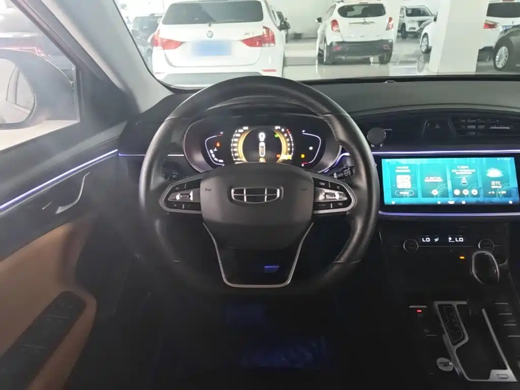 Geely Emgrand GL — миниатюра 11