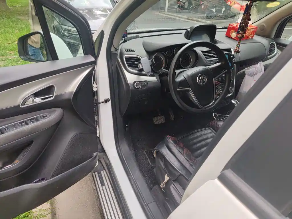 Buick Encore — миниатюра 12